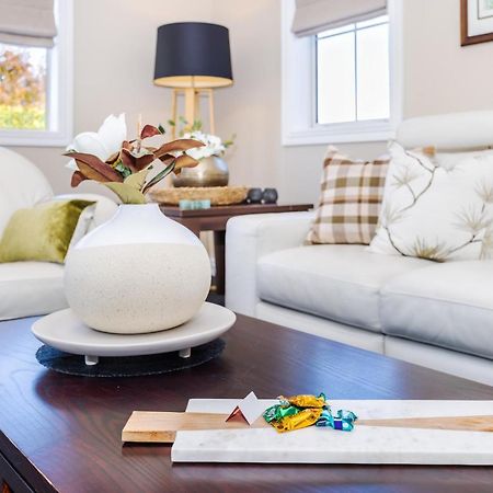 Sweet Magnolia 1 Or 2 Bedroom Suite St Kilda Cambridge With Complimentary Continental Breakfast Luaran gambar