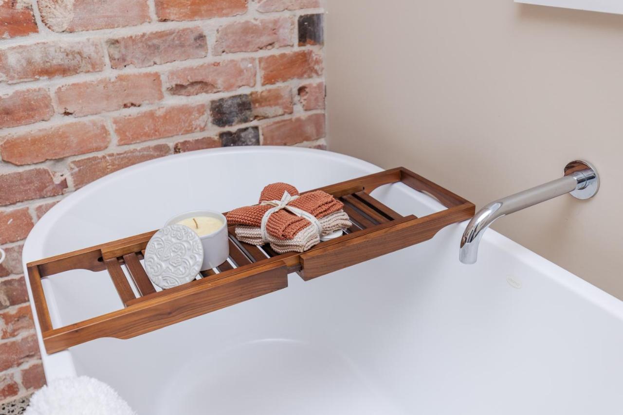 Sweet Magnolia 1 Or 2 Bedroom Suite St Kilda Cambridge With Complimentary Continental Breakfast Luaran gambar