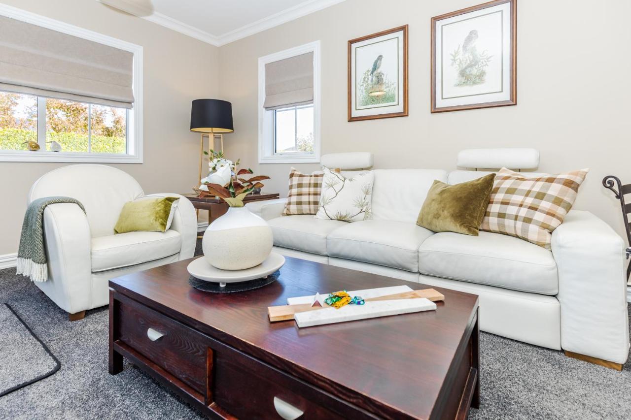 Sweet Magnolia 1 Or 2 Bedroom Suite St Kilda Cambridge With Complimentary Continental Breakfast Luaran gambar
